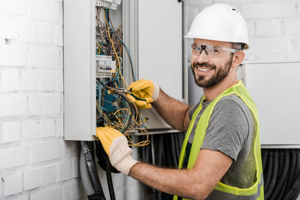 Best Electrical Outlet Repair  in Holbrook, AZ
